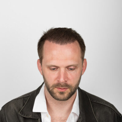 alt image